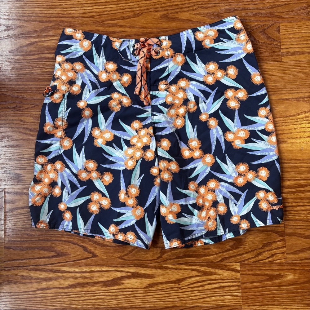 Patagonia Stretch Planing Boardshorts 8" Inseam Blue Orange Floral Size 2